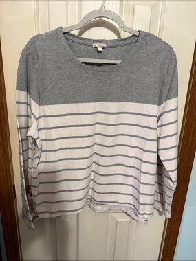 GAP Light Gray and White Striped Knit Pullover